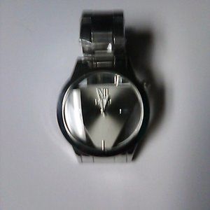 Men's brand new stainless steel bracelet watch